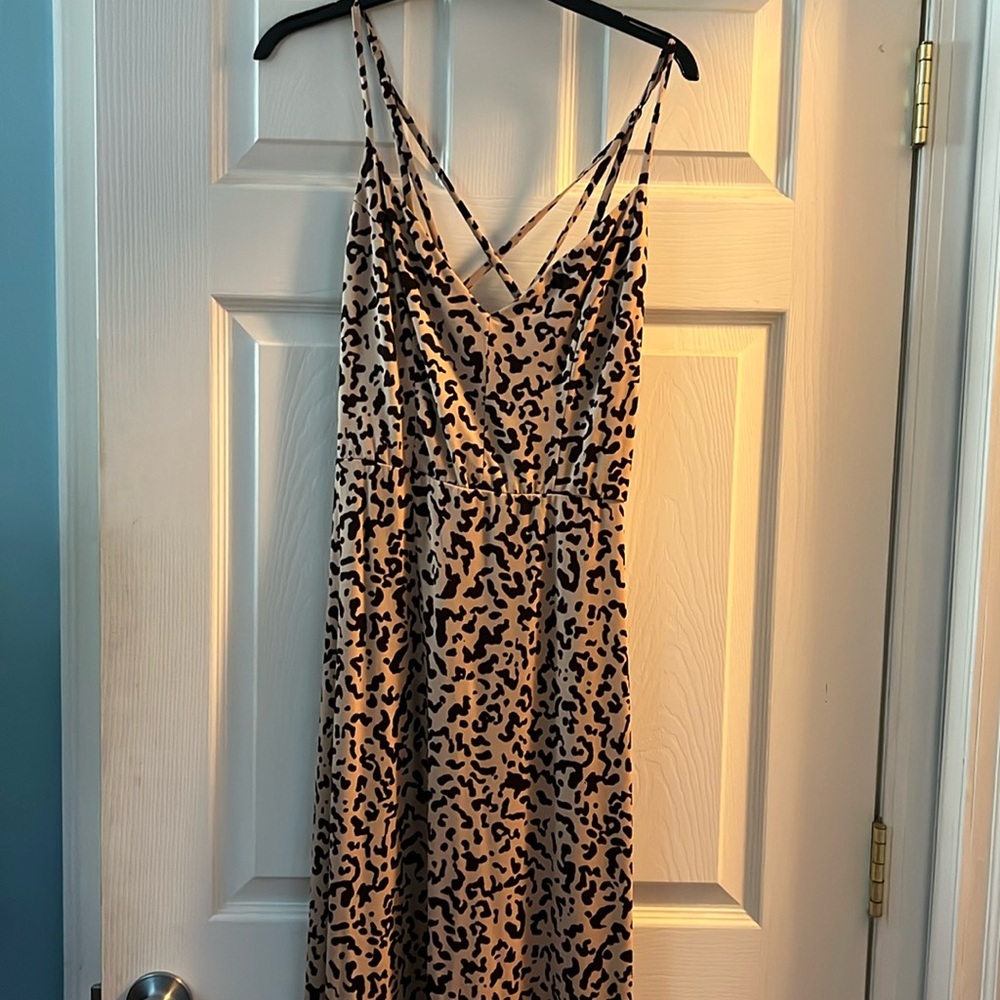 Nine Britton  Willow Brushed knit maxi dress. Tan size Medium.